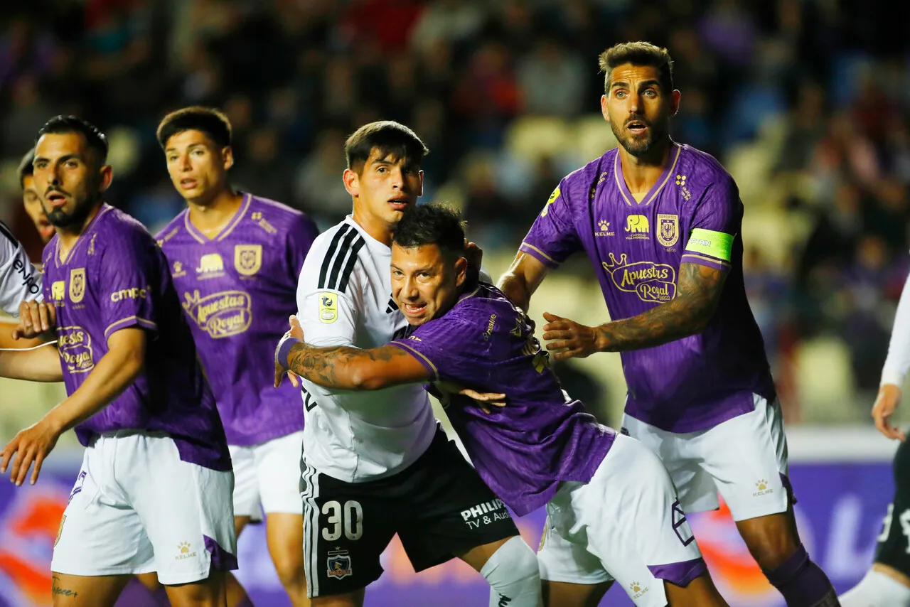 Colo Colo y Deportes Concepción se enfrentan este sábado en Macul (Photosport).