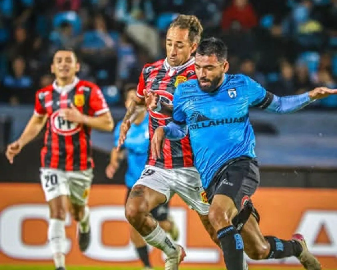 Deportes Iquique y Rangers empataron 1-1 en el Tierra de Campeones. (Foto: @rangersdetalca.cl)