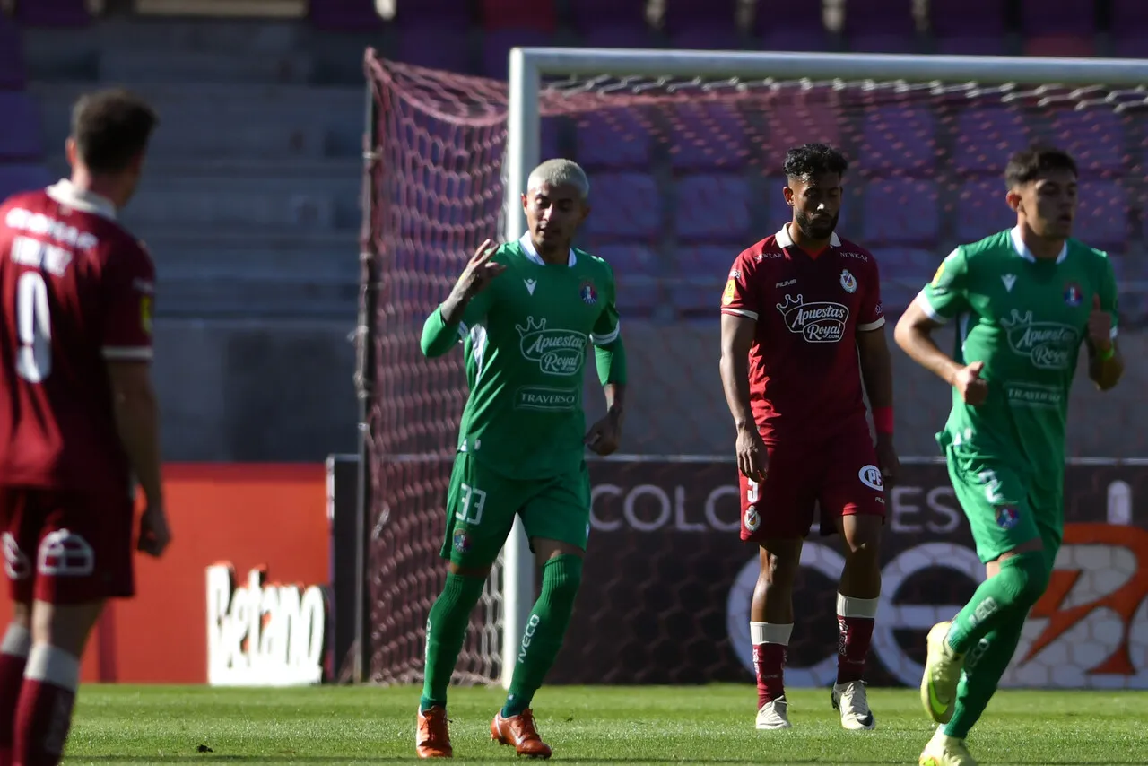 Audax Italiano golea por 4 a 2 a La Serena como visitante. (Foto: Photosport)