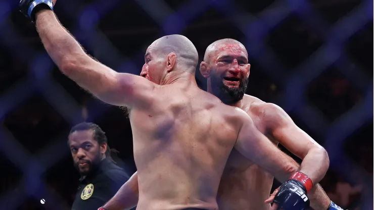 Sean Strickland destrona a Khamzat Chimaev (Photo by Ishika Samant/Getty Images)