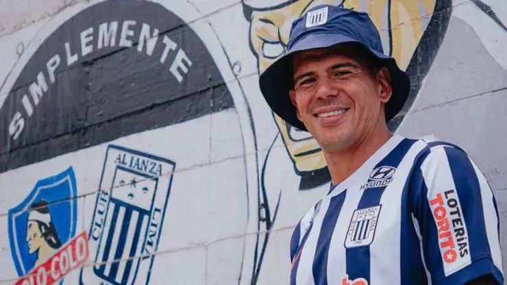 Pavez conquista a los hinchas de Alianza Lima.