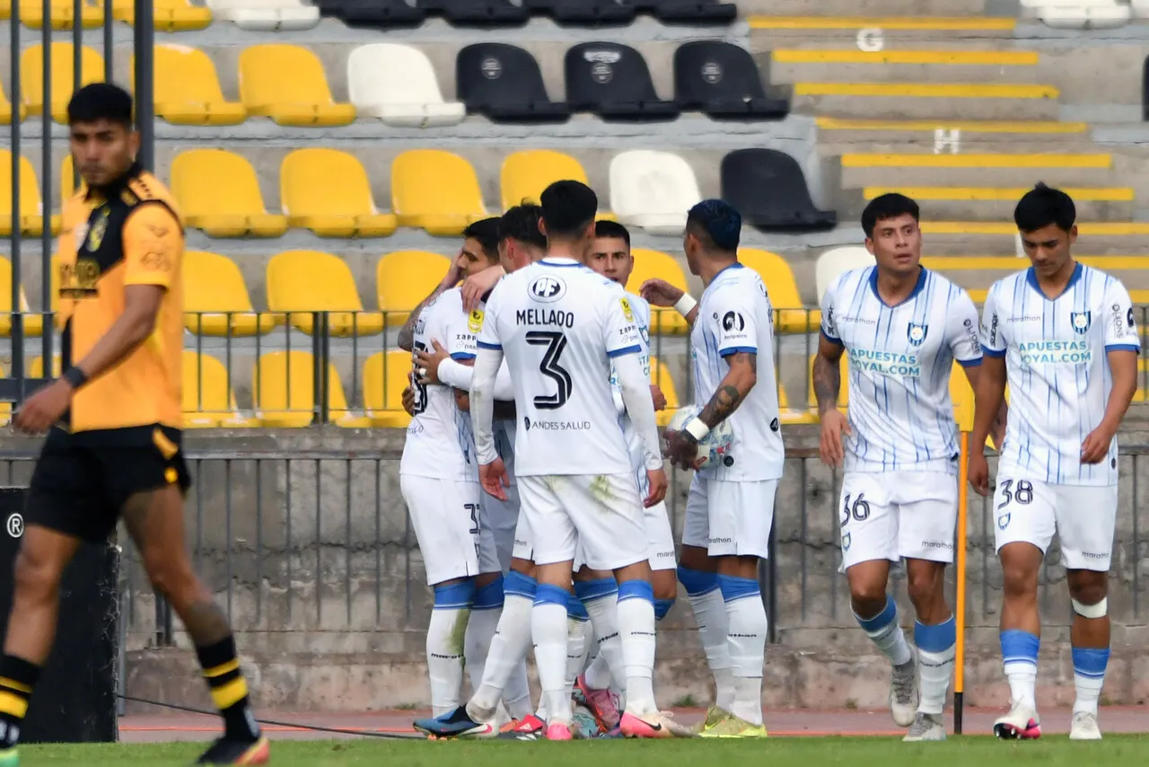 Huachipato le dio una mano a Colo Colo | Foto: Photosport