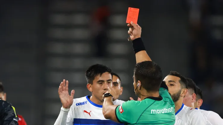 Palavecino fue expulsado ante Ñublense.