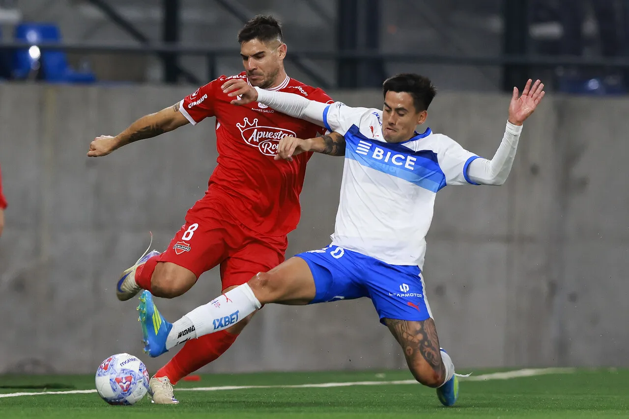 Palavecino fue expulsado en la UC. | Foto: Photosport