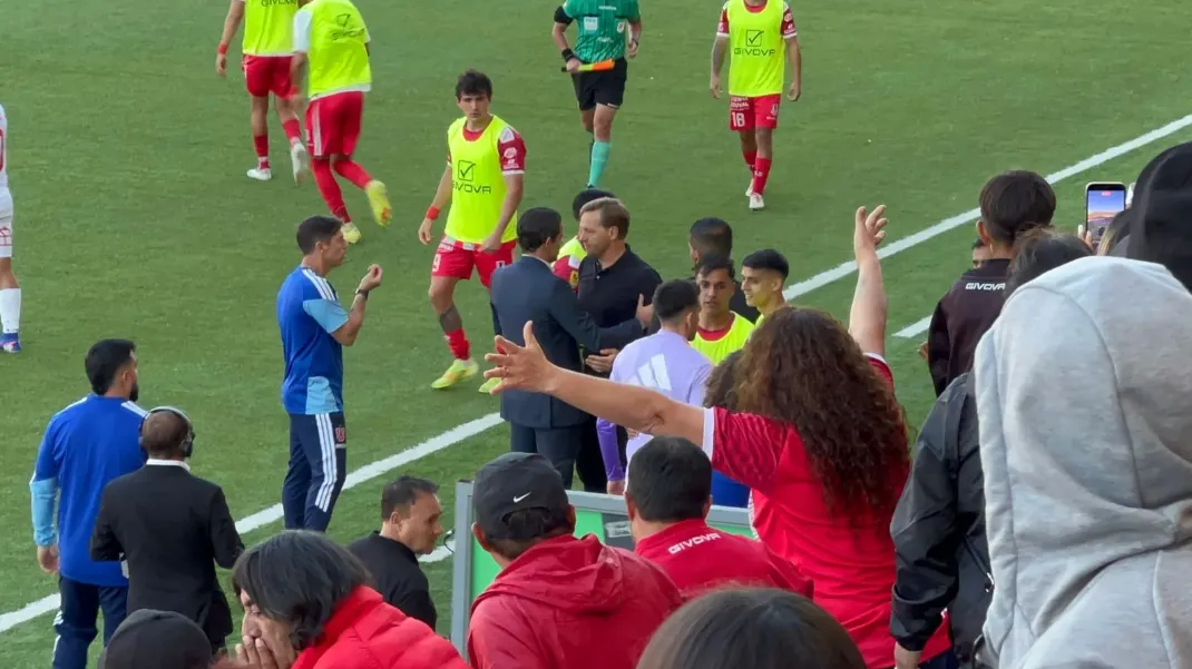 Discusión entre CT de la U y La Calera (imágenes de RedGol)