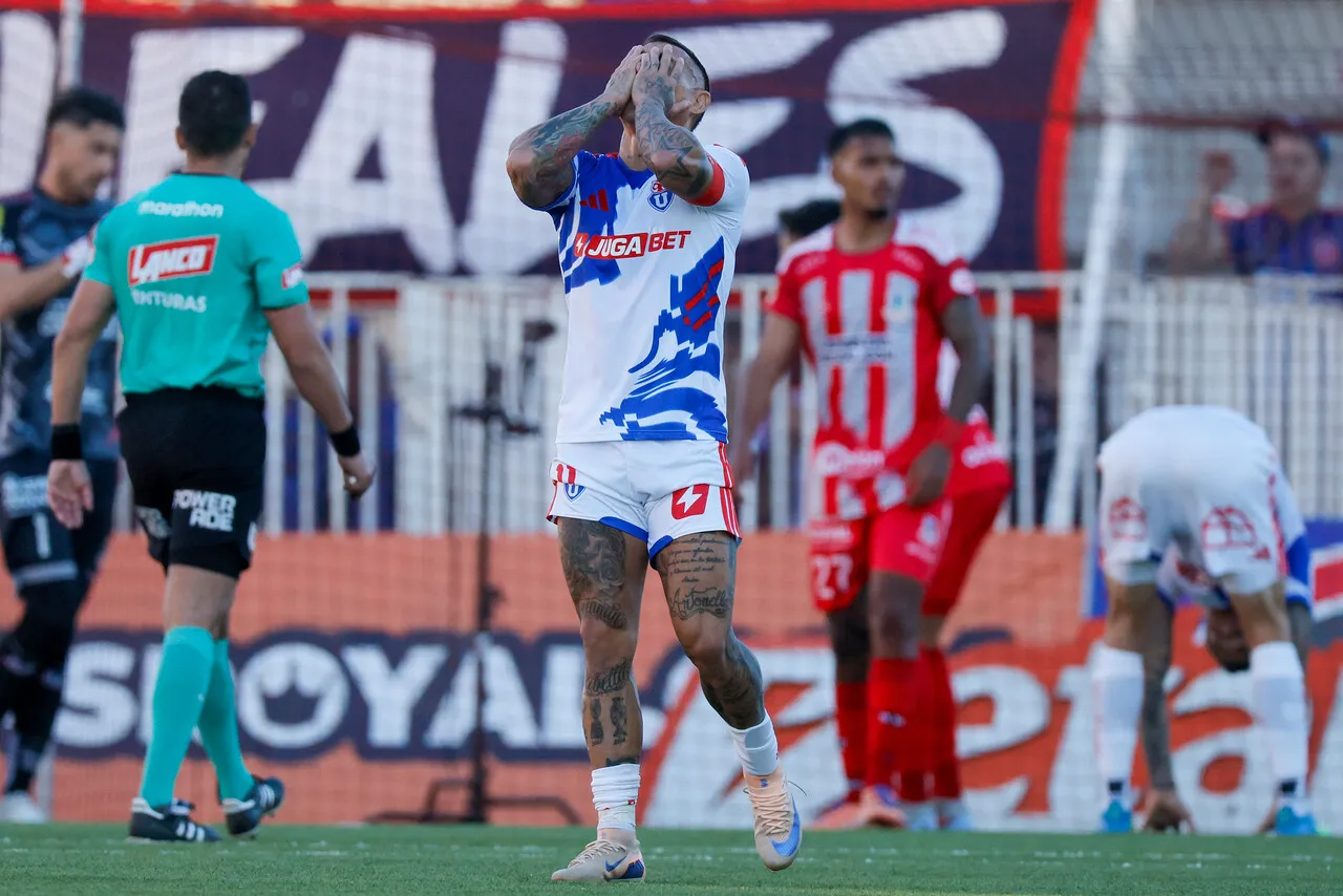 La U cayó y pende de un milagro en la Copa de la Liga (Photosport).