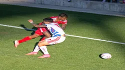 La polémica jugada que a la U le revirtieron el penal.