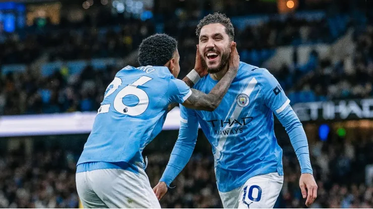 Manchester City goleó a Crystal Palace y queda cerca del Arsenal. (Foto: @ManCity)
