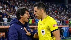 El referí irá al Mundial 2026 y le mandó un recado al DT de la UC.