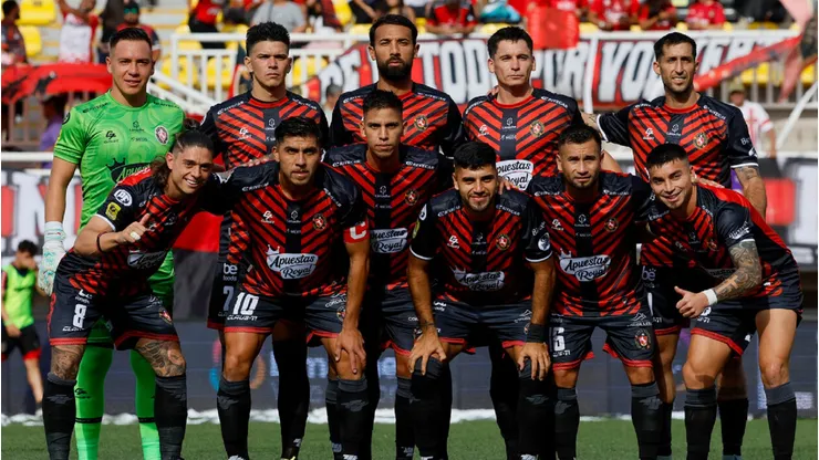 Desde el cuadro "Tomatero" negaron contactos con Colo Colo.