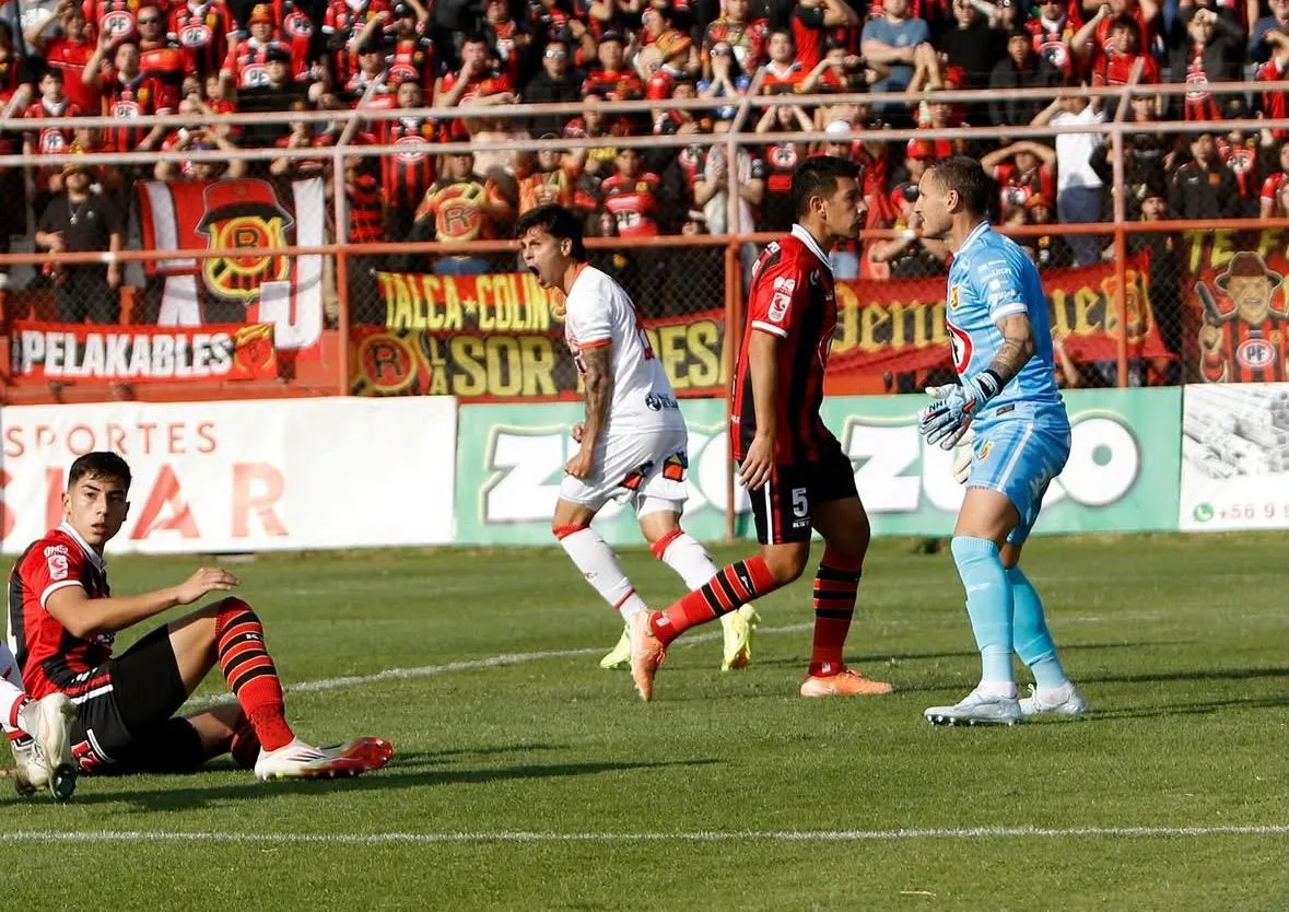 Rangers de Talca no levanta cabeza en la Primera B. (Foto: @usanfelipe)