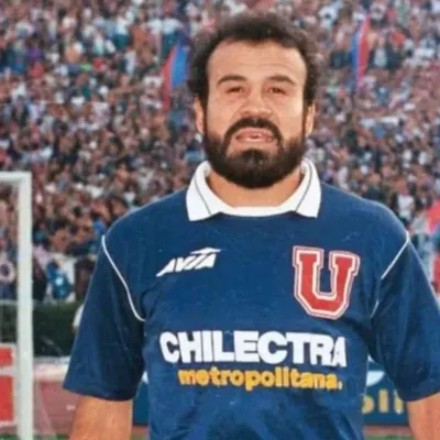 Rogelio Delgado pide camiseta para esta figura de la U
