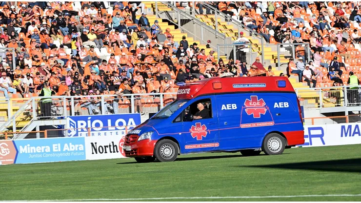 El llamado de Cobreloa tras impactante caída de fanático.