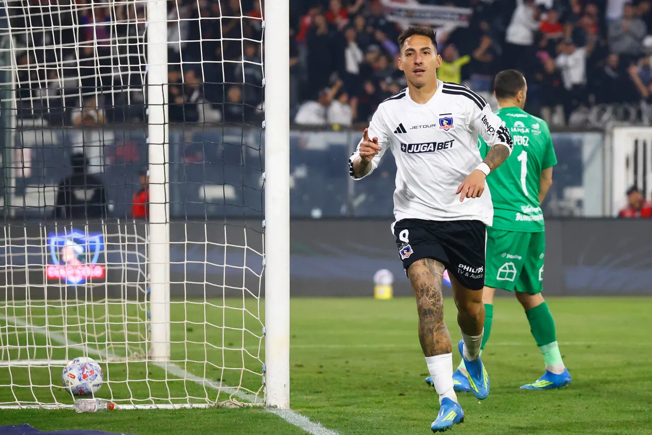 Correa sigue en racha con la camiseta de Colo Colo. | Foto: Photosport