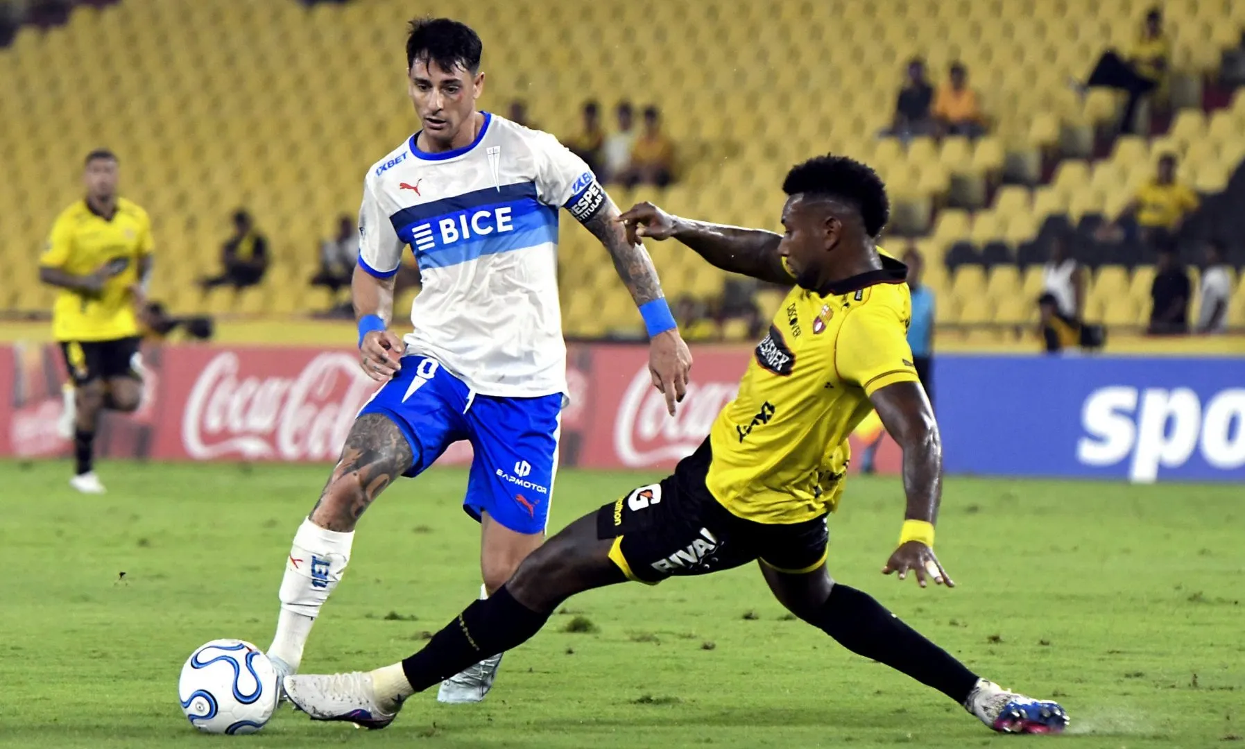La UC se juega gran parte de su clasificación a octavos de final ante Barcelona de Guayaquil.