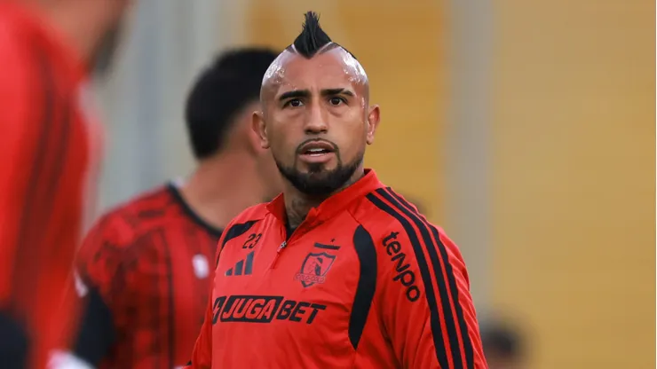 Arturo Vidal vuelve a estar en el ojo del huracán. (Foto: Photosport)