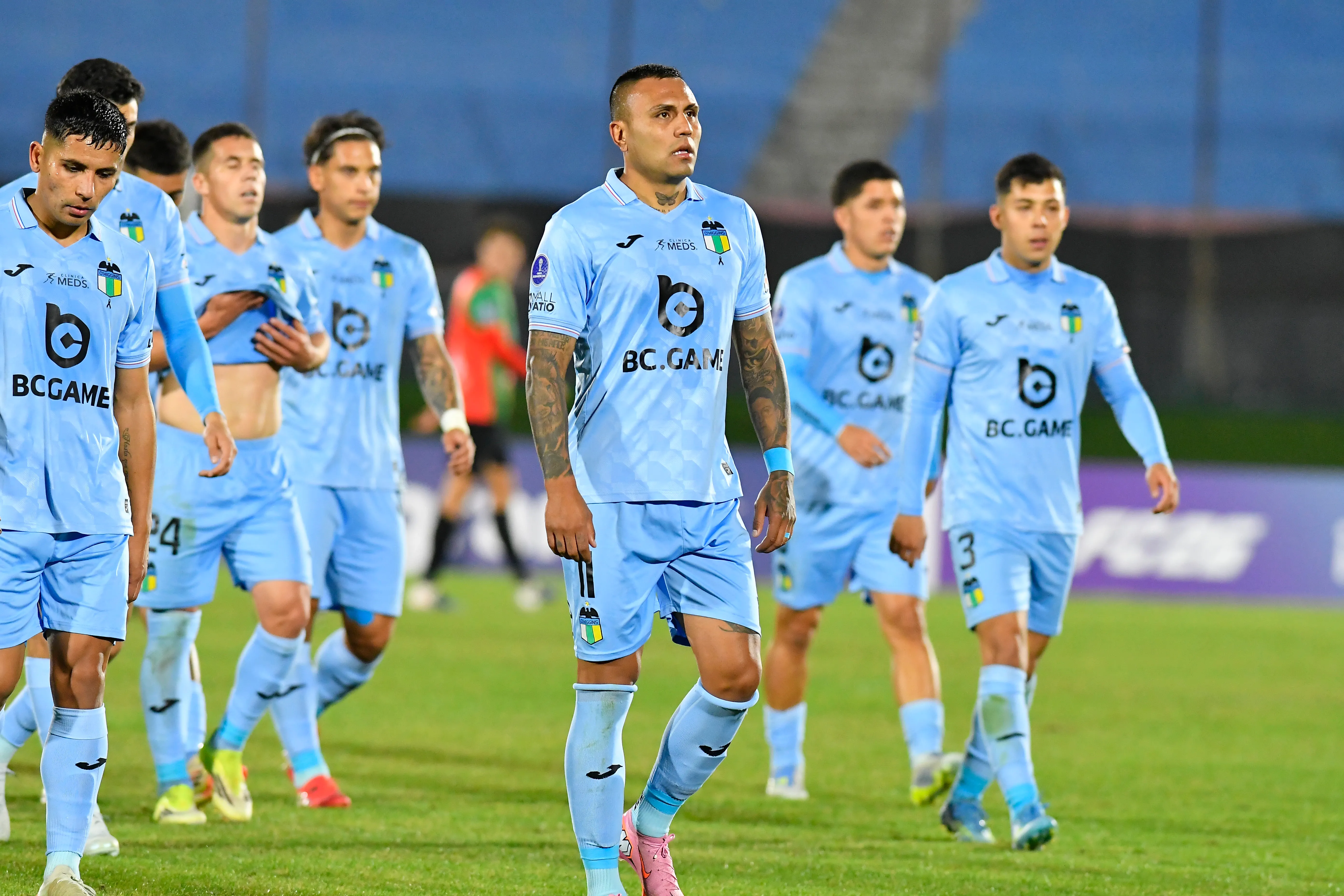 O’Higgins perdió en Uruguay y se complicó en la Copa Sudamericana.