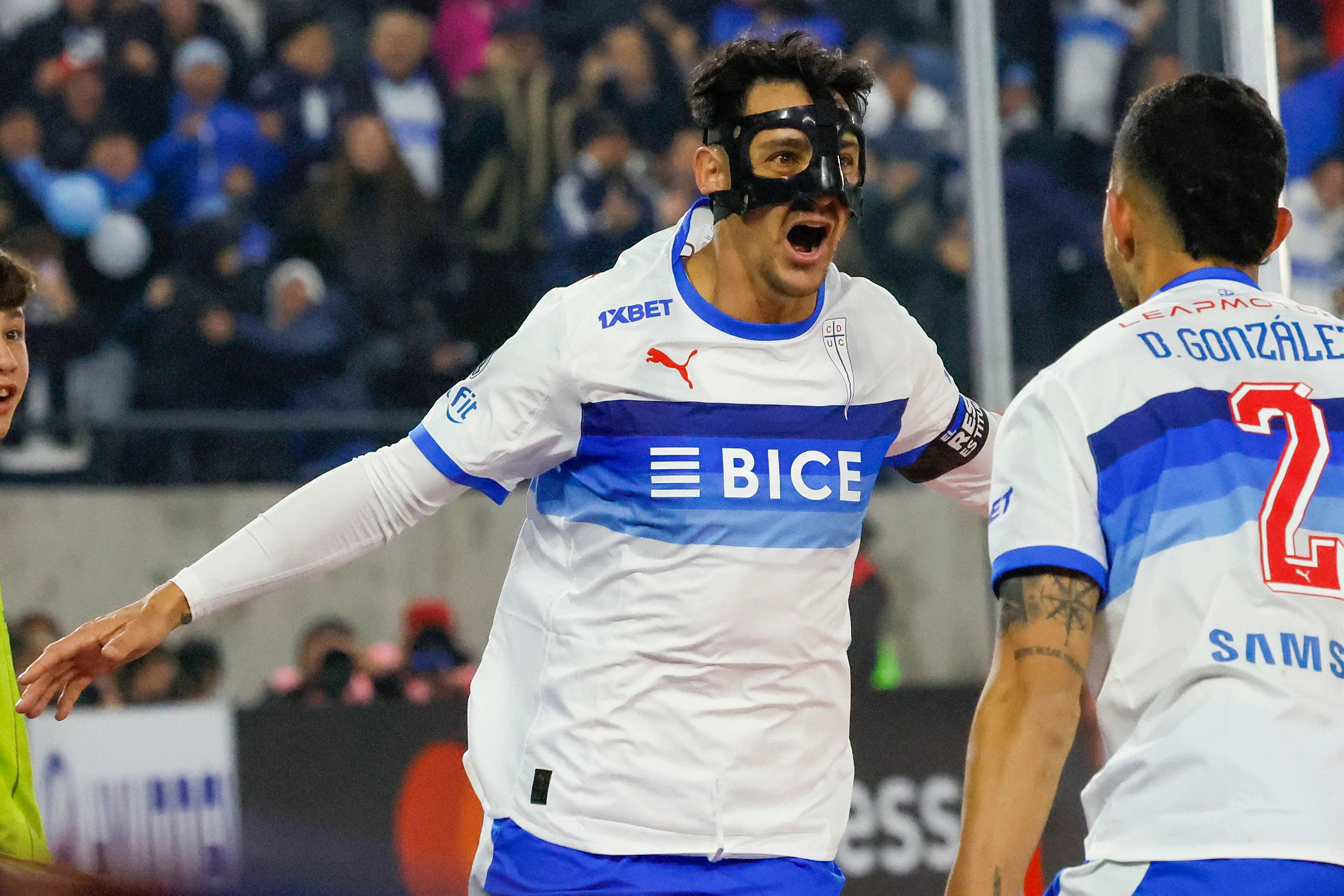 Universidad Católica venció a Barcelona por Copa Libertadores. (Imagen: Photosport)