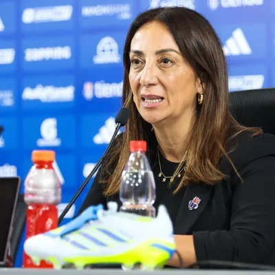 Cecilia Pérez celebra el aniversario 99 de Universidad de Chile