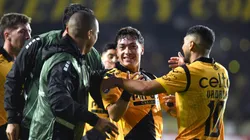Los "Piratas" se metieron en octavos por primera vez en su historia.