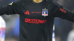 Jugador que suena en Colo Colo salió lesionado.