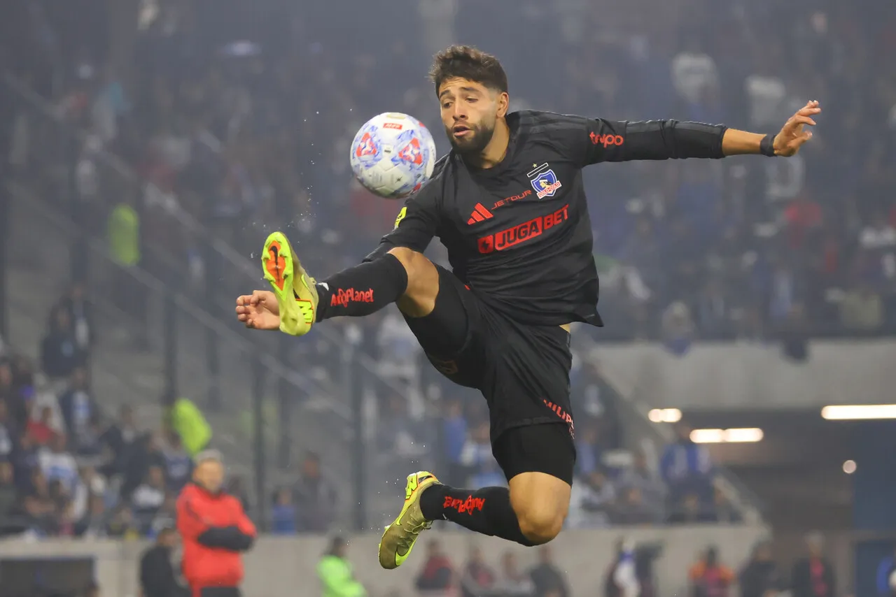 Jeyson Rojas es el dueño de la banda derecha. | Foto: Photosport