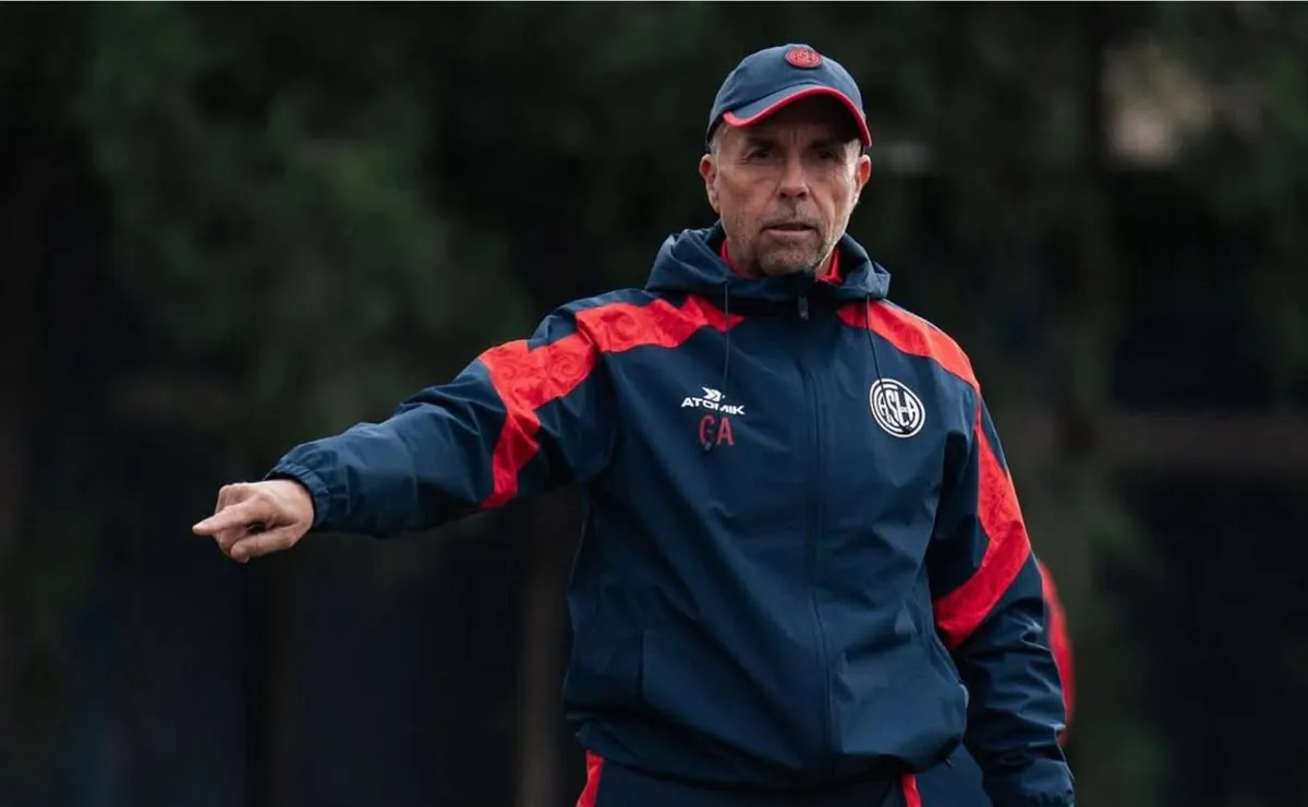 Gustavo Álvarez tambalea en San Lorenzo tras un nuevo fracaso: esto dijo sobre su futuro