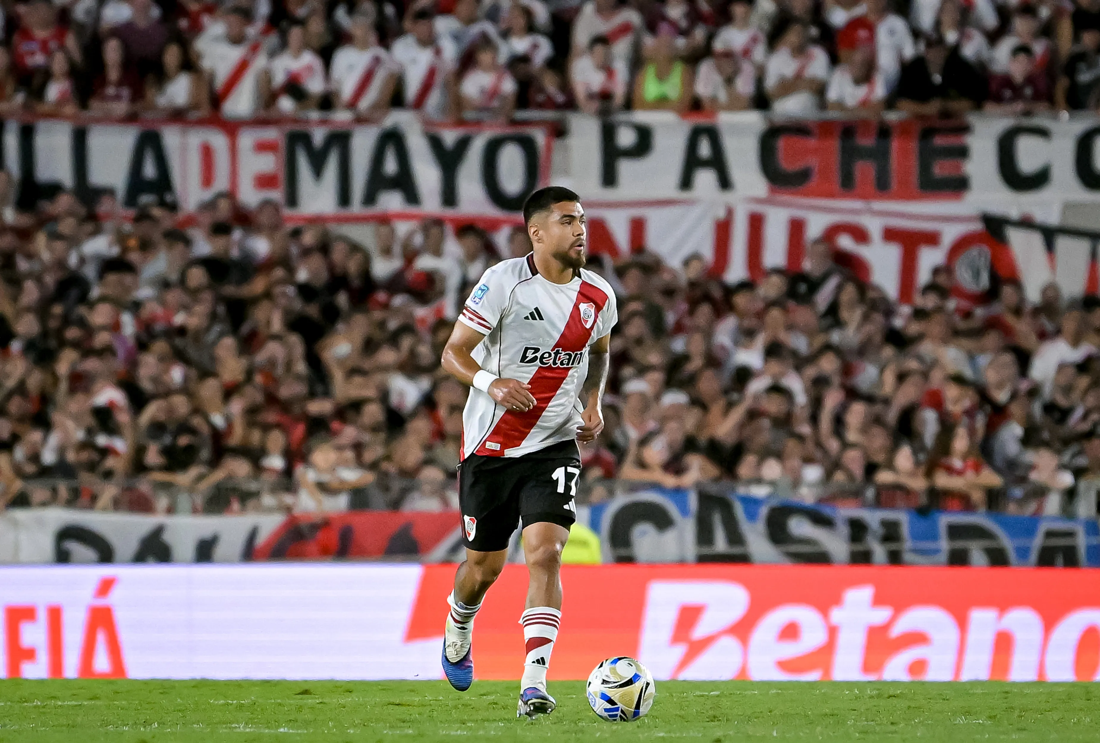 Paulo Díaz suena con fuerza en la U | FOTO: Marcelo Endelli/Getty Images)