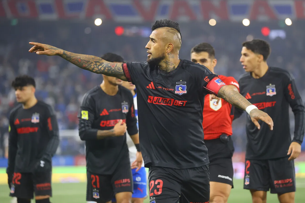 Israel apuntó a Vidal. | Foto: Photosport