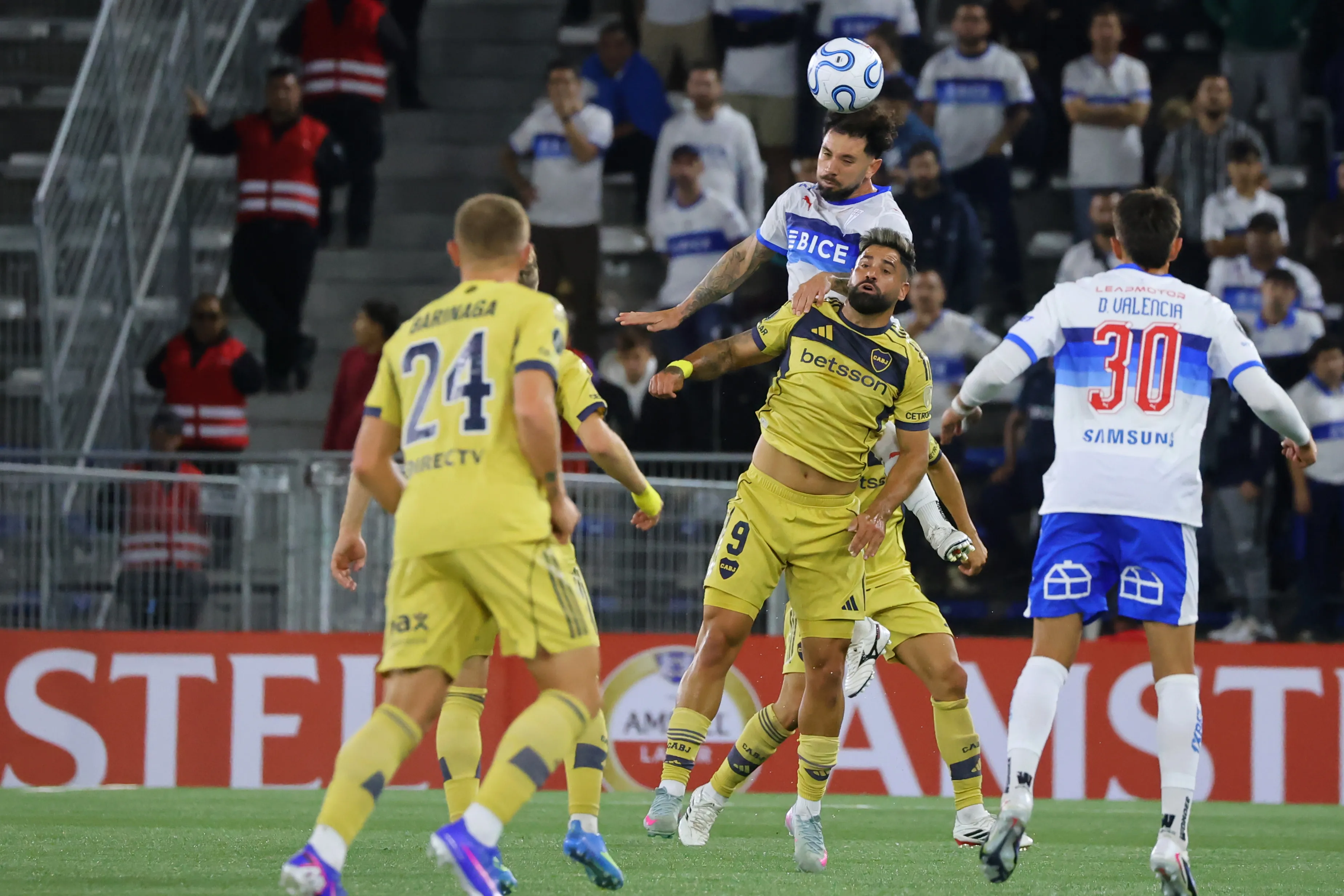 Universidad Católica visitará a Boca Juniors en La Bombonera. (Imagen: Photosport)
