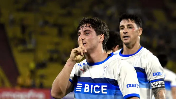 Clemente Montes le anotó un golazo a Boca en La Bombonera.