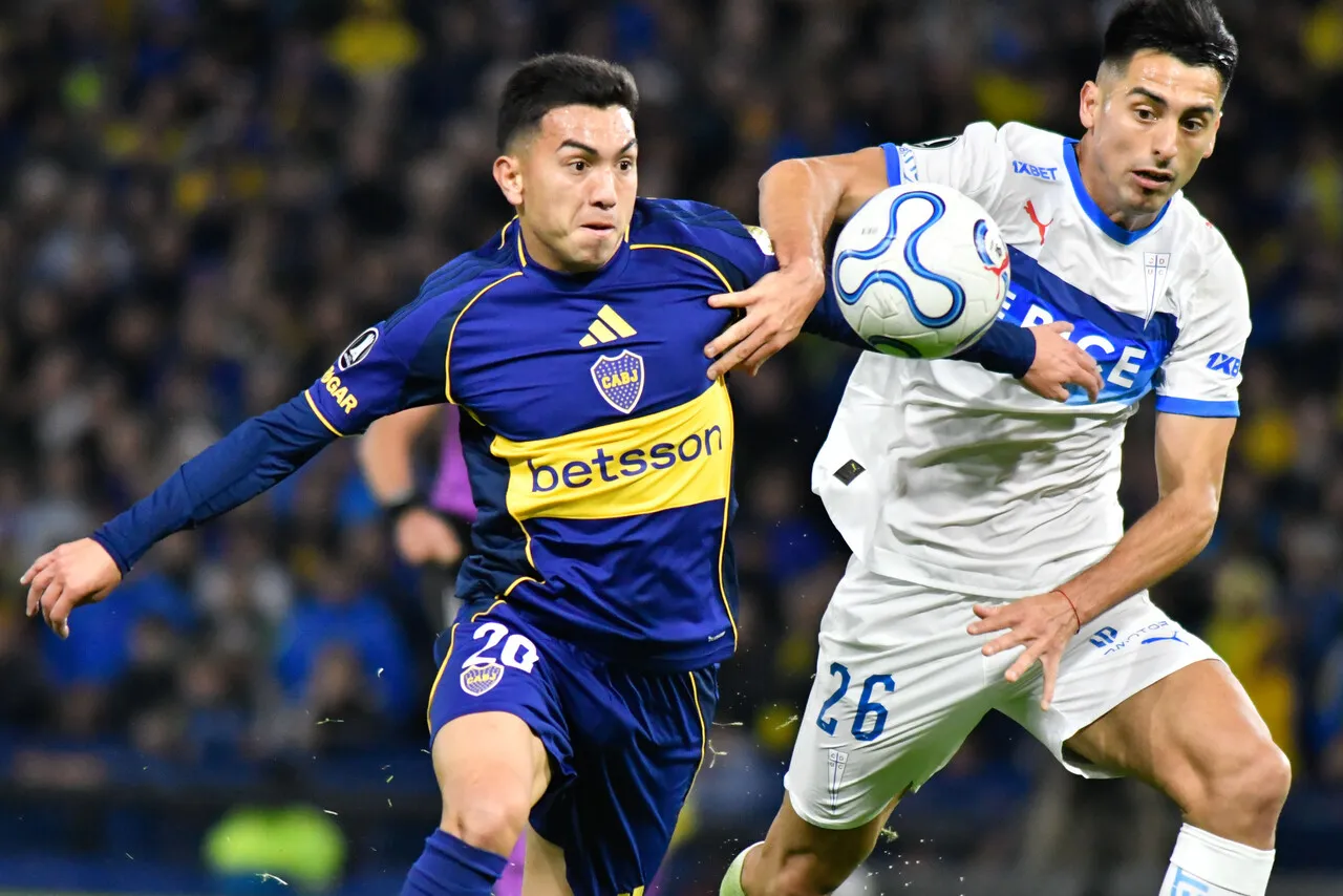 La UC se hizo fuerte en Argentina. | Foto: Photosport