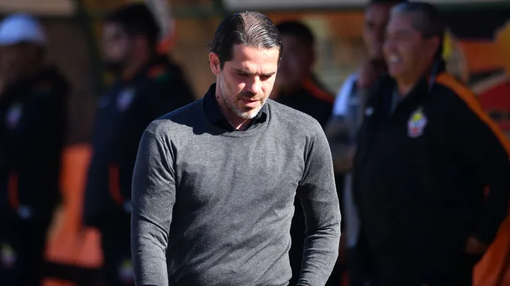 Fernando Gago sufrirá dos ausencias en Universidad de Chile.