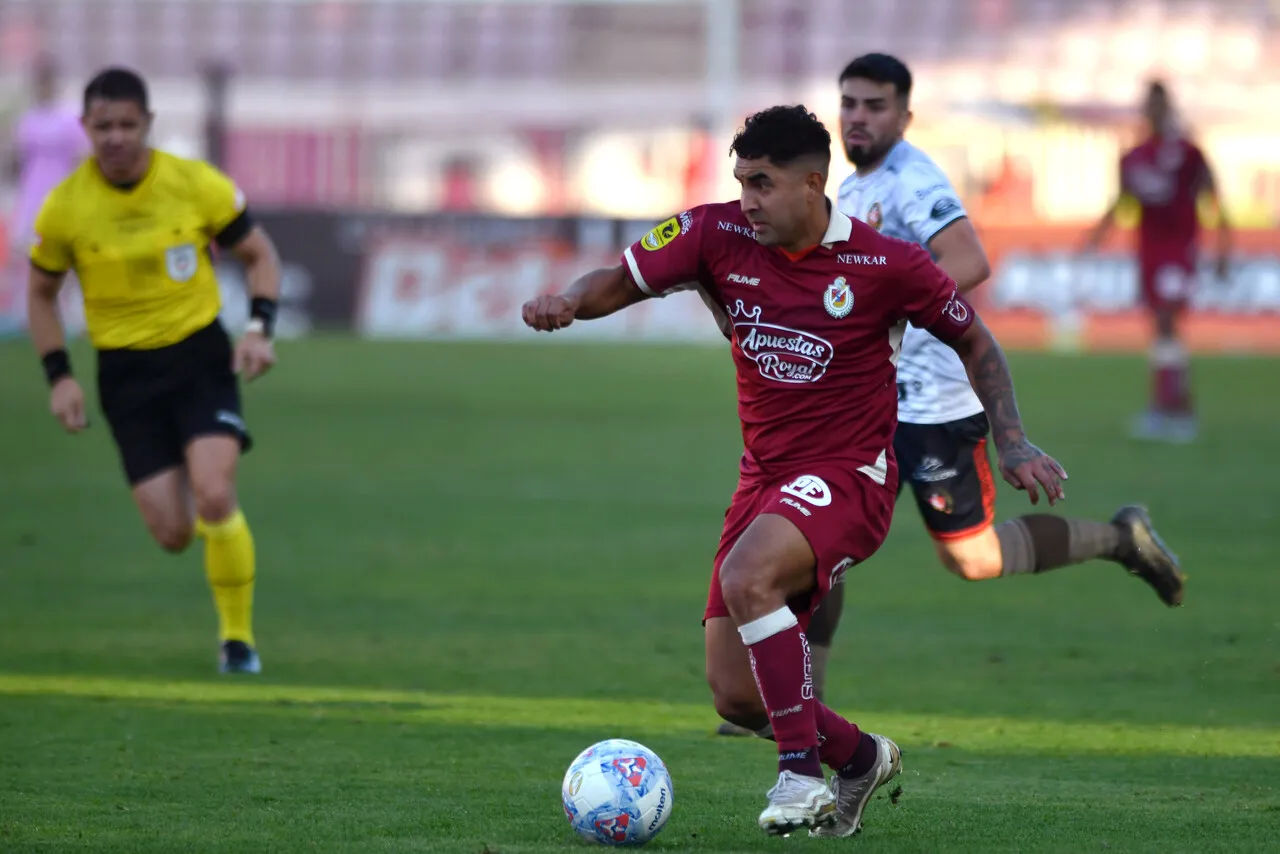 La Serena busca tumbar a Colo Colo. | Foto: Photosport