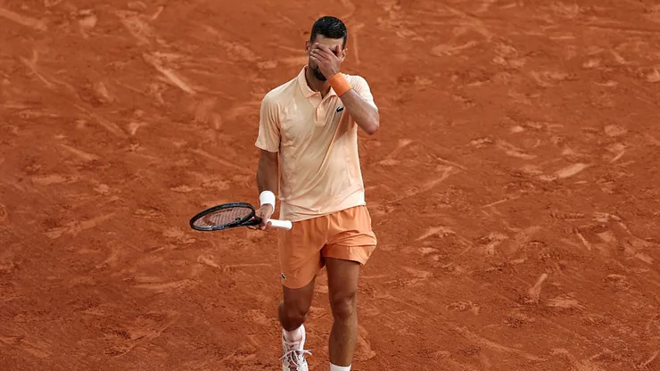 Novak Djokovic quedó eliminado de Roland Garros tras cinco sets.