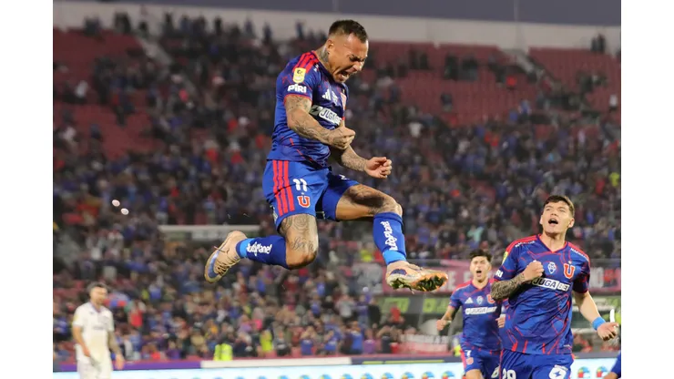 Eduardo Vargas abre la cuenta ante Deportes Concepción.