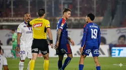 Fernando Gago reacciona a la pelea entre Javier Altamirano y Franco Calderón.