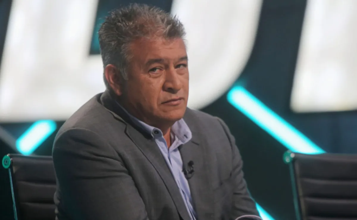 Claudio Borghi aplaude al todo terreno que tiene la U y no es Charles Aránguiz: “Velocidad, compromiso”