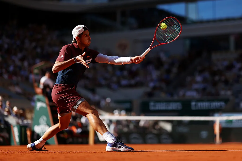Alejandro Tabilo cayó en octavos de final de la arcilla parisina (Getty Images).
