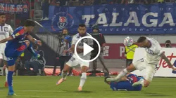 La acción en el área que terminó en penal a favor de la U.