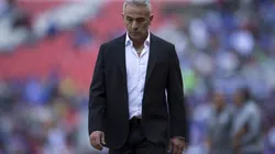 Juvenal Olmos decide dejar los micrófonos para asumir cargo en un club.
