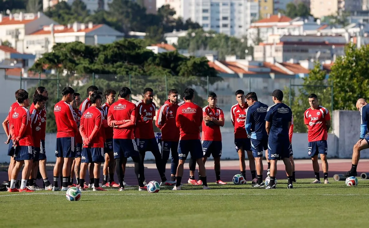 ¡Terrible noticia para la Selección Chilena! Figura se desgarra a dos días del partido amistoso contra Portugal
