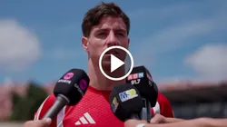 Video: el potente mensaje de Montes a los hinchas tras recordar a la Generación Dorada