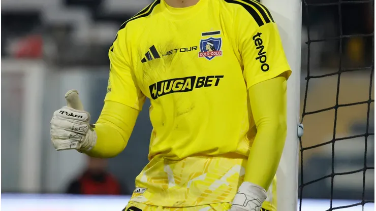 En Colo Colo surge nuevamente la opción de un arquero extranjero.
