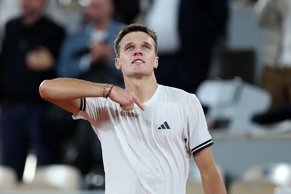 El checo Jakub Mensik firmó su mejor presentación en Roland Garros (Getty Images).