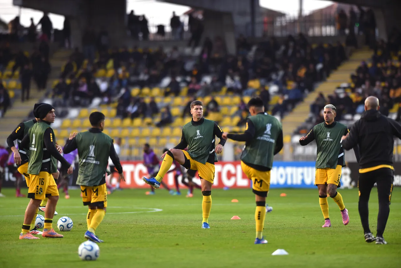 Coquimbo ve su localía en peligro para los octavos de Copa Libertadores. (Foto: Photosport)