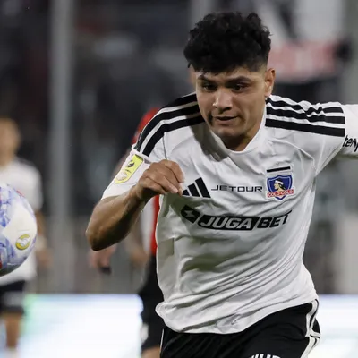 Claudio Aquino podría dejar Colo Colo tras recibir llamado de la U