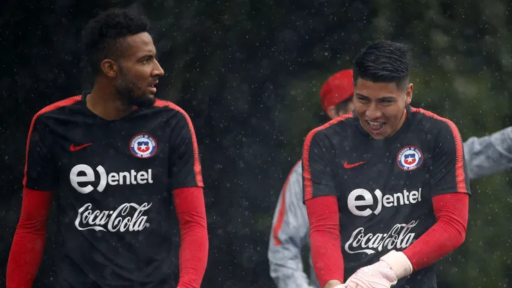 En Colo Colo estarían evaluando el nombre de Vigouroux como refuerzo para el arco.