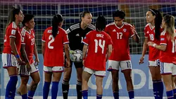 La selección chilena recibe a Ecuador en el Estadio Nacional.