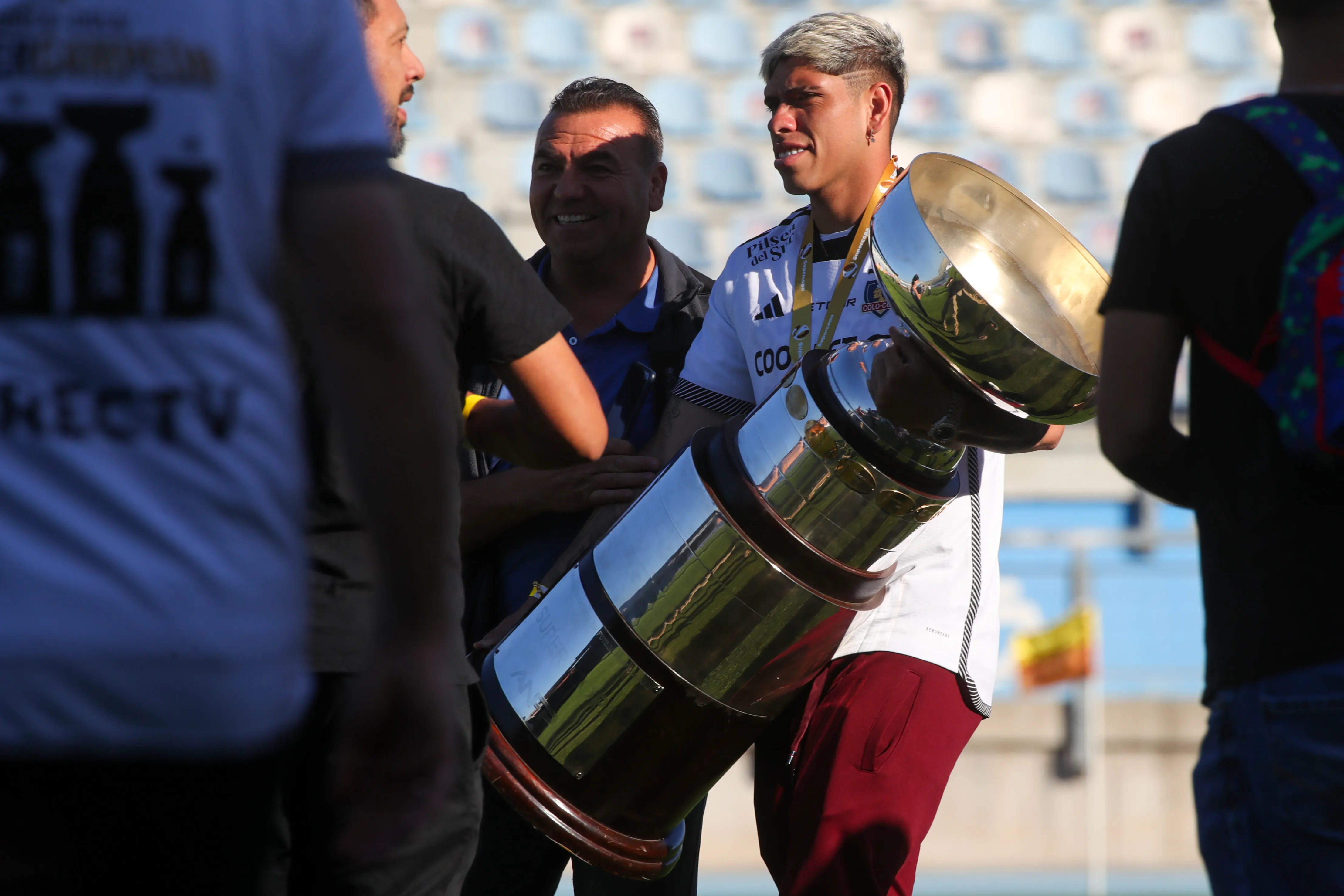 Carlos Palacios levantó tres titulos en Colo Colo: Liga de Primera 2024, Copa Chile y Supercopa | FOTO: Jonnathan Oyarzun/Photosport